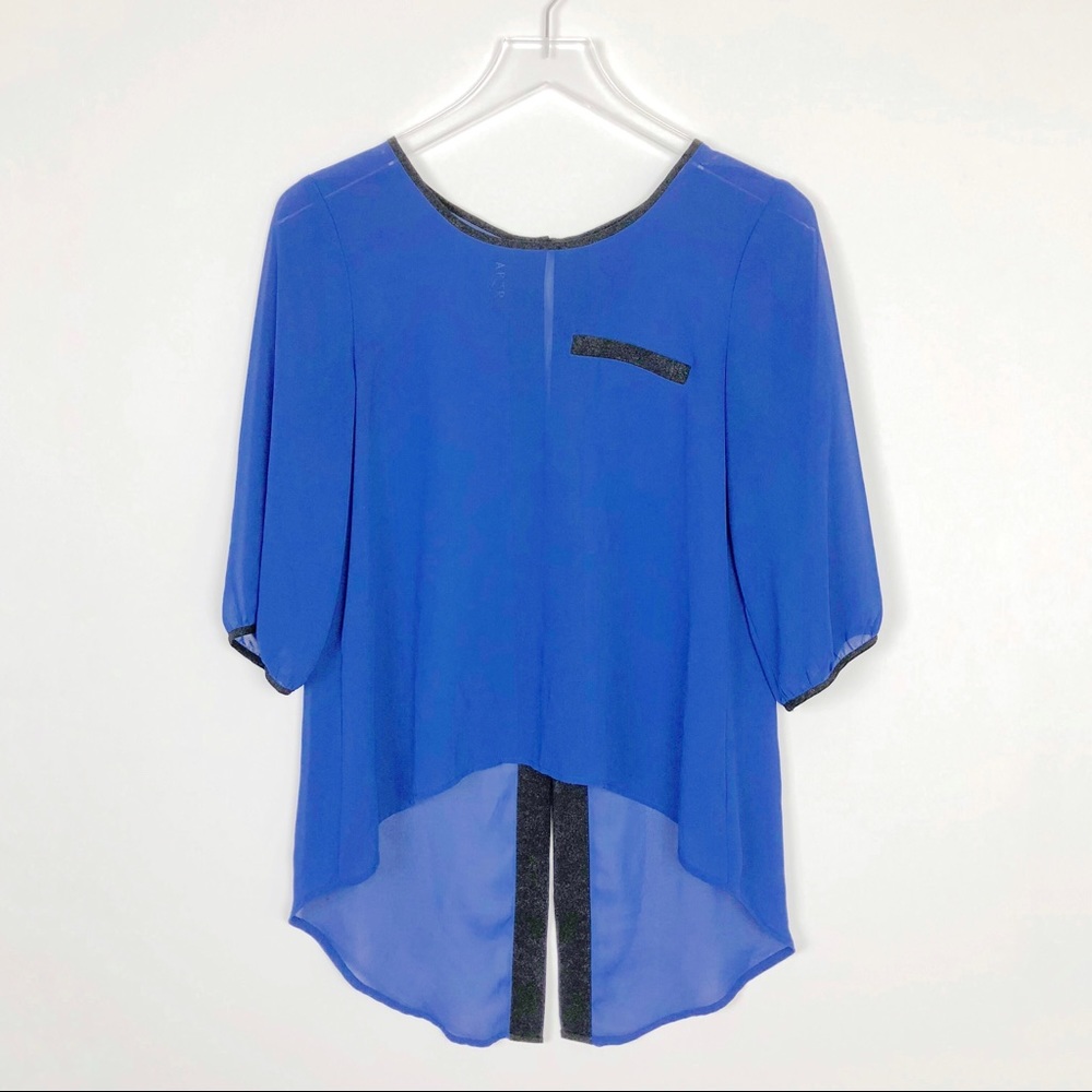 AGB A Byer Sheer Blue Hi Low Hem Top Size S
